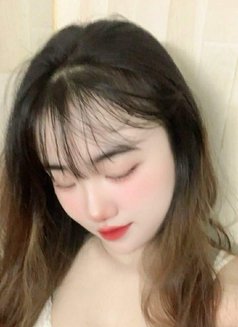 Winny - escort in Cairo Photo 2 of 4