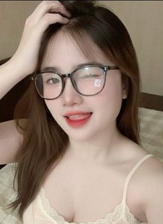 Winny - escort in Cairo Photo 3 of 4