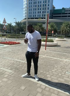 Wisdom - Acompañantes masculino in Muscat Photo 2 of 5