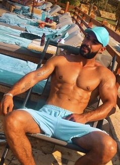 Wise - Male escort in Amman Photo 9 of 9