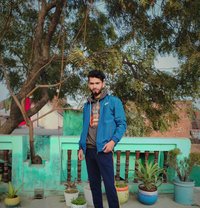 Wish Master - Acompañantes masculino in New Delhi
