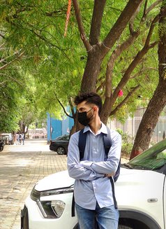 Wish Master - Acompañantes masculino in New Delhi Photo 3 of 4