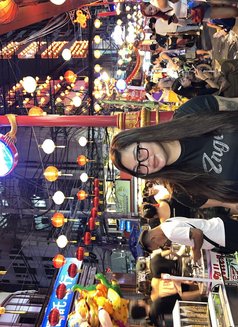 Wishel - puta in Dubai Photo 1 of 9