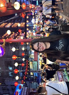 Wishel - puta in Dubai Photo 3 of 9