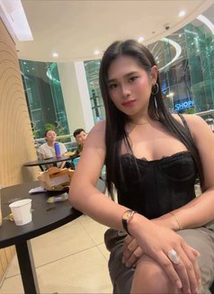 Wisle - Transsexual escort in Manila Photo 6 of 12