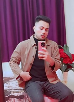 With Place Now in Hyderabad - Male adult performer in Hyderabad Photo 3 of 5