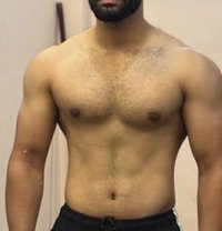 With safe place in Chennai - Male escort in Chennai