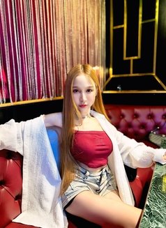 Leah small girl - Transsexual escort in Bangkok Photo 22 of 30