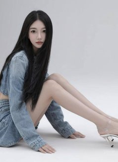 喔喔wk - escort in Dubai Photo 3 of 3