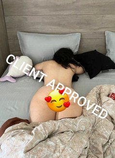 Wolf - Male escort in Dubai Photo 4 of 8