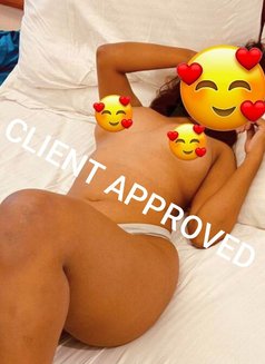 Wolf - Male escort in Mumbai Photo 3 of 8