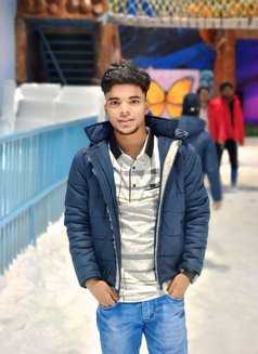 Wolfsohib - Acompañantes masculino in New Delhi Photo 2 of 4