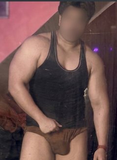 Woman Companion & Massager - Male escort in Gurgaon Photo 2 of 5