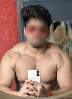 Woman Companion & Massager - Male escort in Gurgaon Photo 4 of 5