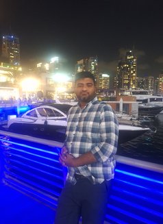 woman service only Free 20 - masseur in Dubai Photo 7 of 7