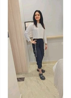 Abhira Escort Girls - escort agency in Chennai Photo 3 of 5