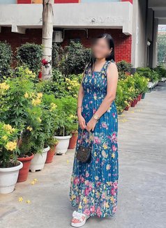 World of Sanya (Real Meets) - puta in Mumbai Photo 4 of 14