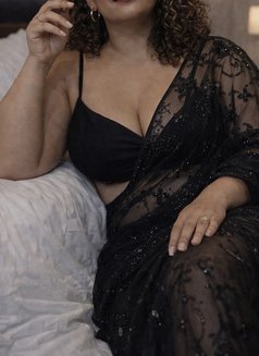 World of Professor “Sultry Anna” Cam's - puta in Mumbai Photo 4 of 5