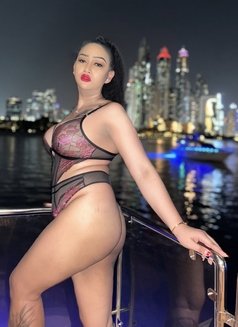 WOW EXPERIENCE SUCKING NONSTOP - Transsexual escort in Dubai Photo 3 of 14