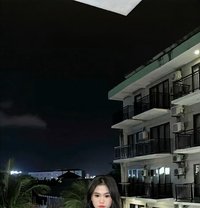Wulandari - puta in Bali