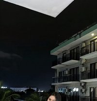 Wulandari - puta in Bali