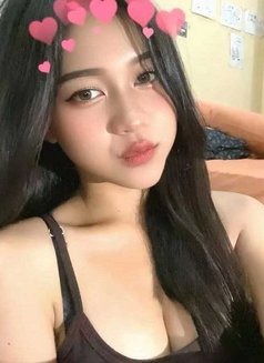 Wynn - escort in Georgetown, Penang Photo 2 of 3