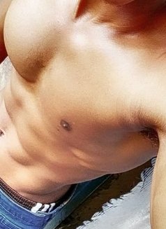 X Dick - Male escort in Nairobi Photo 2 of 4