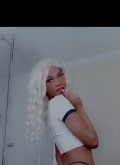 X Georgina - Transsexual escort in Nairobi Photo 5 of 5