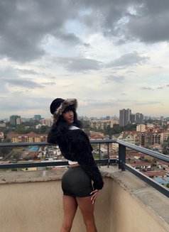 X Georgina - Transsexual escort in Nairobi Photo 5 of 6
