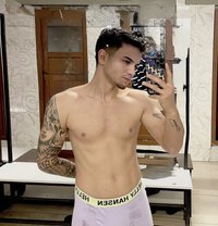 X L Turkishboy - Male escort in Bangkok
