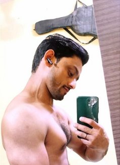 X-Perience - Acompañante masculino in Hyderabad Photo 3 of 5