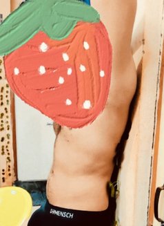Xboysl - masseur in Negombo Photo 1 of 4