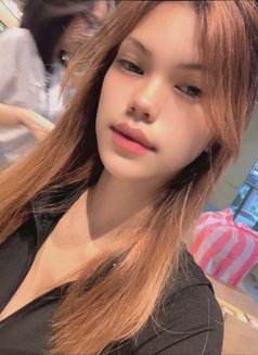 Xcessy - escort in Manila Photo 6 of 8