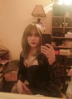 XdrssRvianka - Transsexual escort in Hong Kong Photo 1 of 5