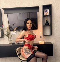 Xenna Kazax - Transsexual escort in Baku