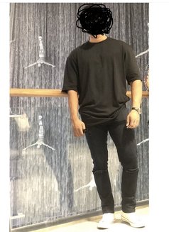 IzzeyDXB - Male escort in Dubai Photo 2 of 3