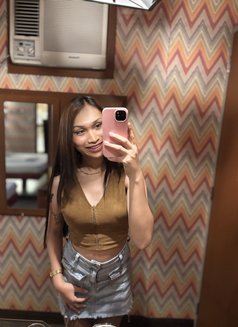 Xforcha - Transsexual escort in Manila Photo 3 of 5