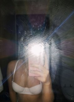 Xhyrha - escort in Dubai Photo 3 of 5