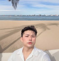 Xian - Masajista in Okinawa Island