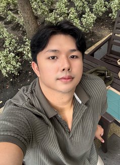 Xian - Male escort in Taipei Photo 3 of 6