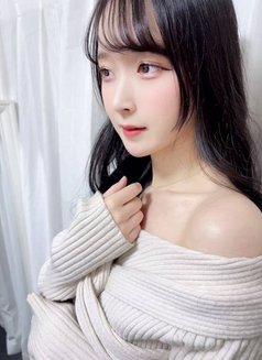 Xiao Mo - escort in Osaka Photo 2 of 5