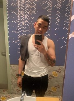 New here! Straight top Xin - Male escort in Dubai Photo 5 of 5