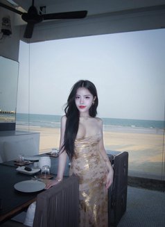 XingXing - escort in Taipei Photo 17 of 17