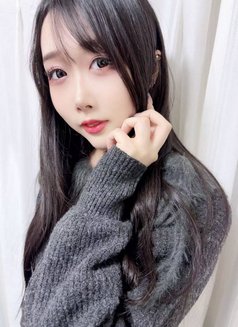 Xinxin - puta in Osaka Photo 2 of 3