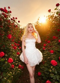 Xinxin 新新 - escort in Osaka Photo 9 of 9