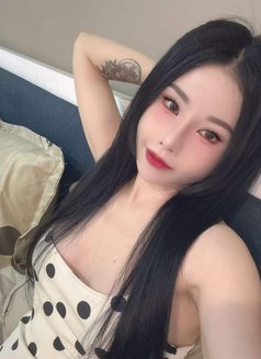 Xinyi - escort in Ho Chi Minh City Photo 2 of 6