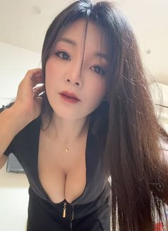 Xixi - escort in Beijing Photo 4 of 4
