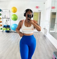 Xixi - escort in Hokkaido