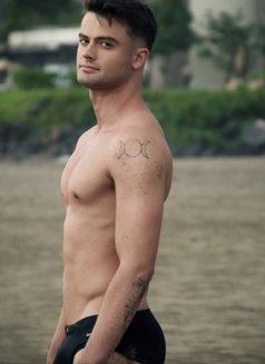 Xl Massage - masseur in Manila Photo 3 of 3