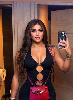 عربية نار 🦶🏻 زب كبير عمه XL SEX SHOW - Transsexual escort in İstanbul Photo 10 of 28
